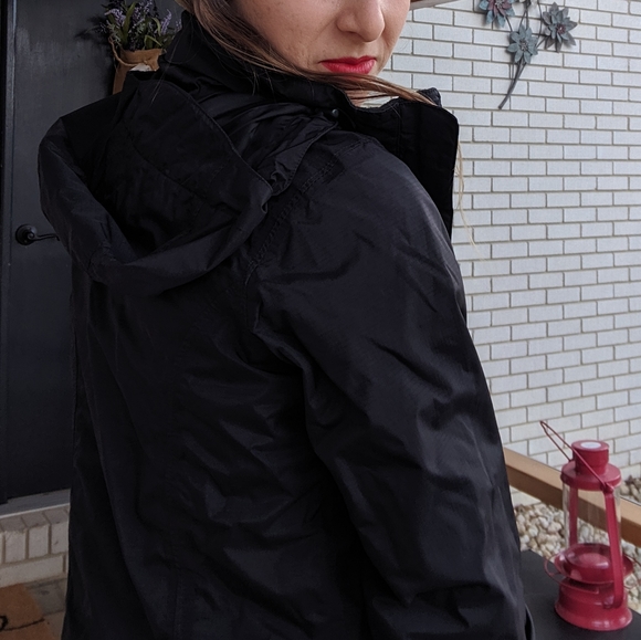 Black North Face Jacket - Picture 2 of 4